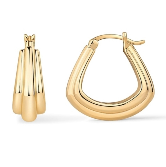 14K Gold Plated Geometric Hoop Triangle Huggie Earrings - Picture 5 of 5